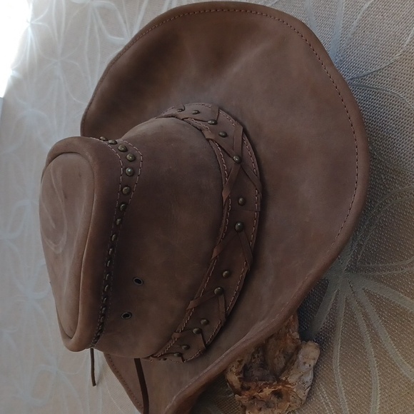 Bullhide Leather, Cowboy Hat! - Picture 16 of 16